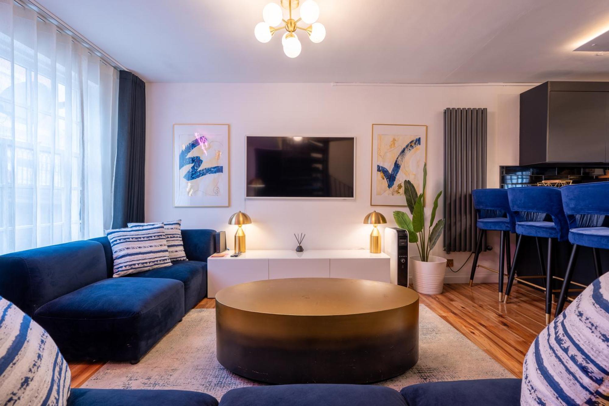 Stunning 2 Bed Apartment, In The Heart Of Exeter! *