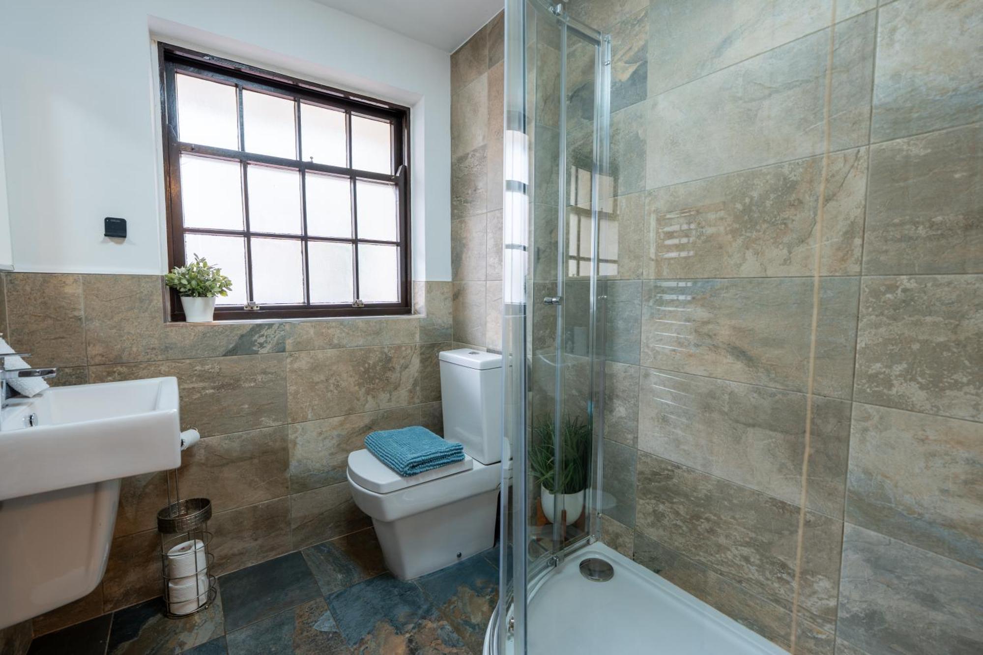 Stunning 2 Bed Apartment, In The Heart Of Exeter! Exeter