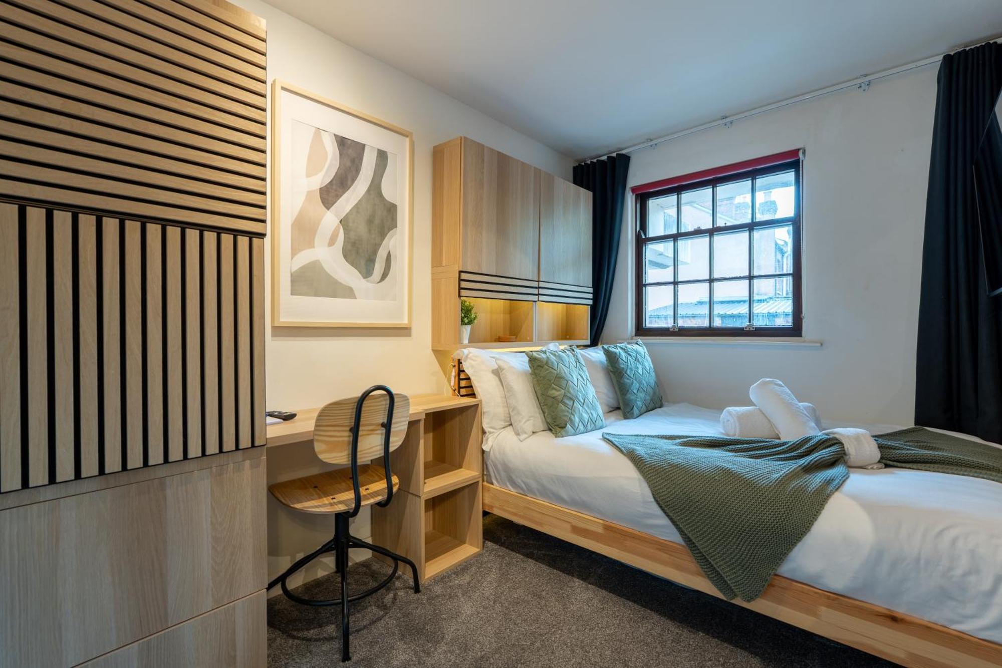 Stunning 2 Bed Apartment, In The Heart Of Exeter! Apartment *