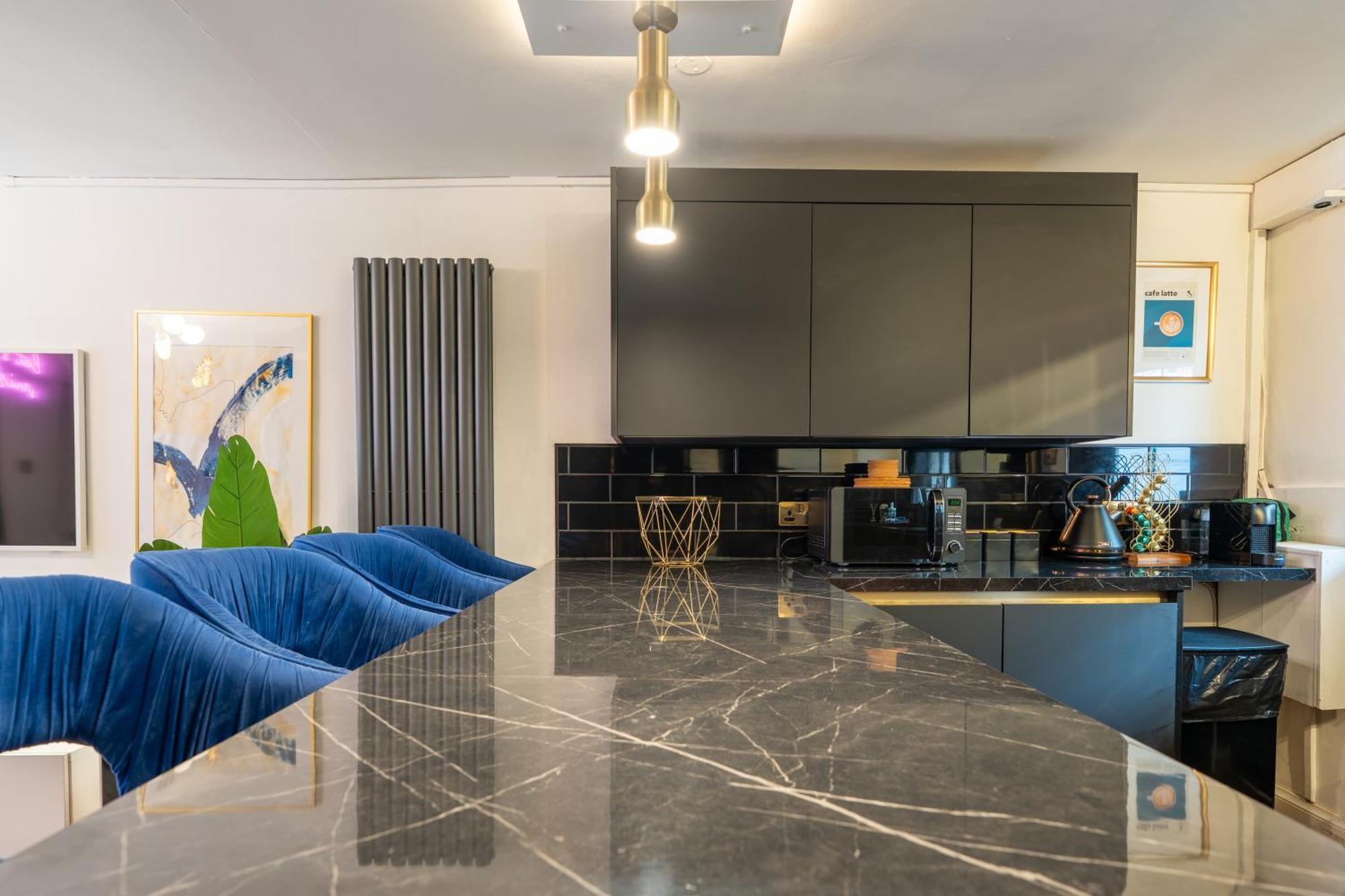 Stunning 2 Bed Apartment, In The Heart Of Exeter!